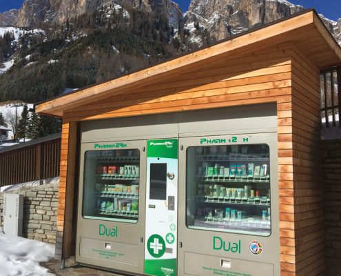 outdoor vending machine